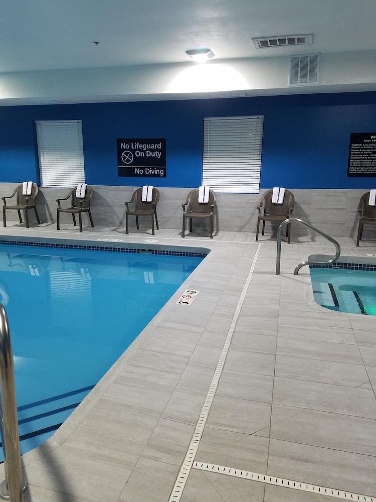 Hampton Inn Kansas City Blue Springs Exterior foto