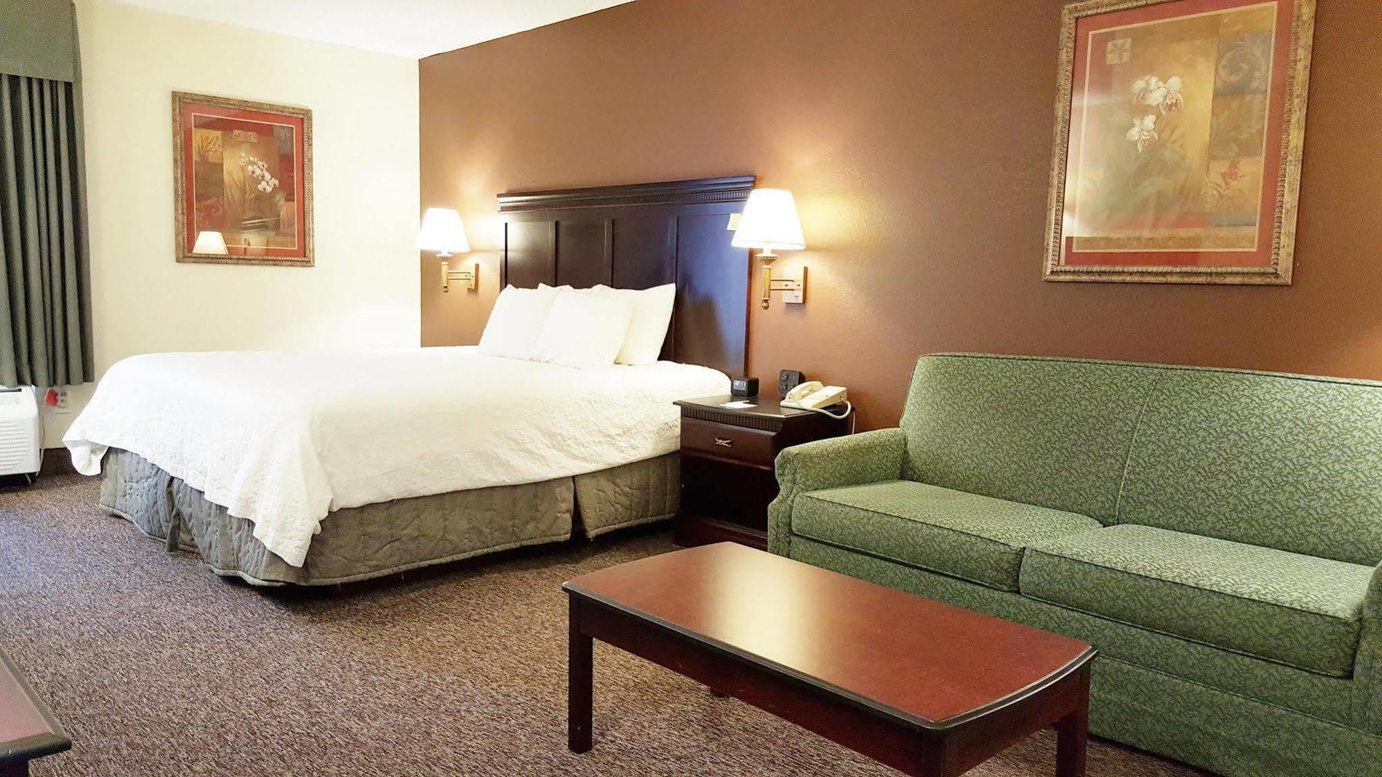 Hampton Inn Kansas City Blue Springs Exterior foto
